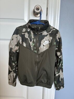 Nike Kids Camo Zip-Up Jacket - Olive Green